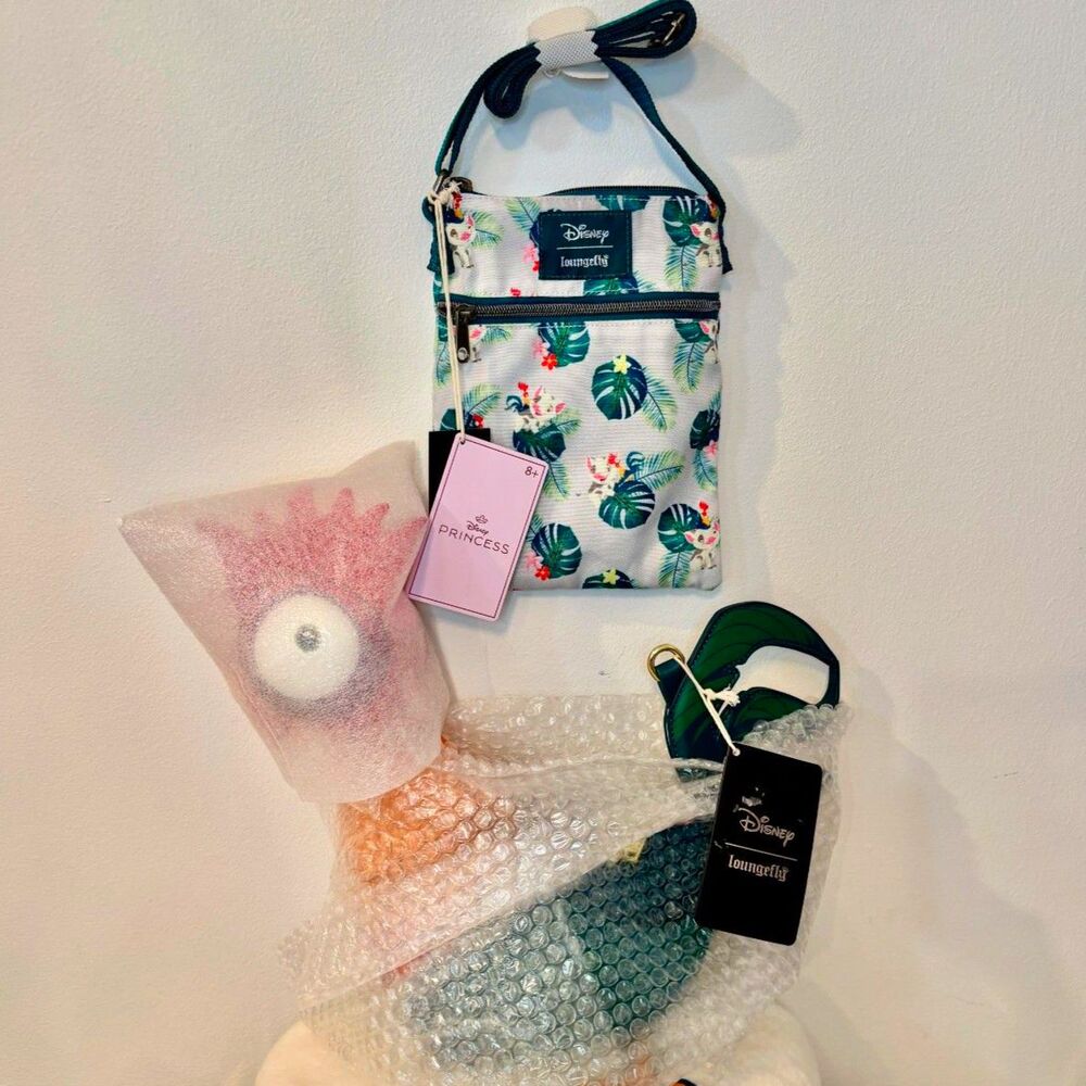 Loungefly Disney Moana Hei Hei Figural + Pua & Heihei Passport Crossbody Bundle - Picture 3 of 12